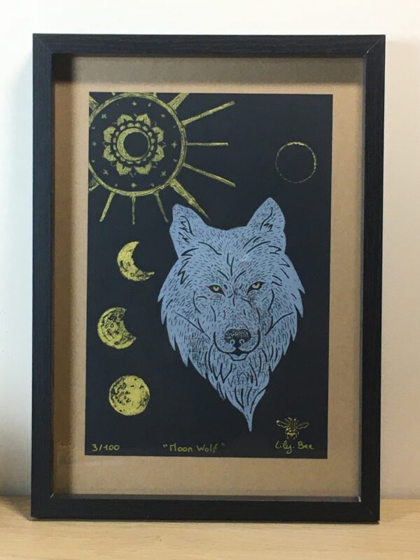 moon wolf encadré