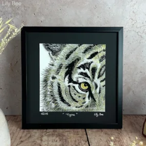 Regard animal "TIGRE" (symbole autosuffisance et patience)